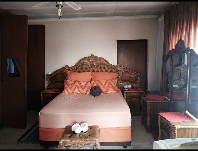3 BEDROOM HOUSE FOR SALE IN SEBOKENG ZONE 13